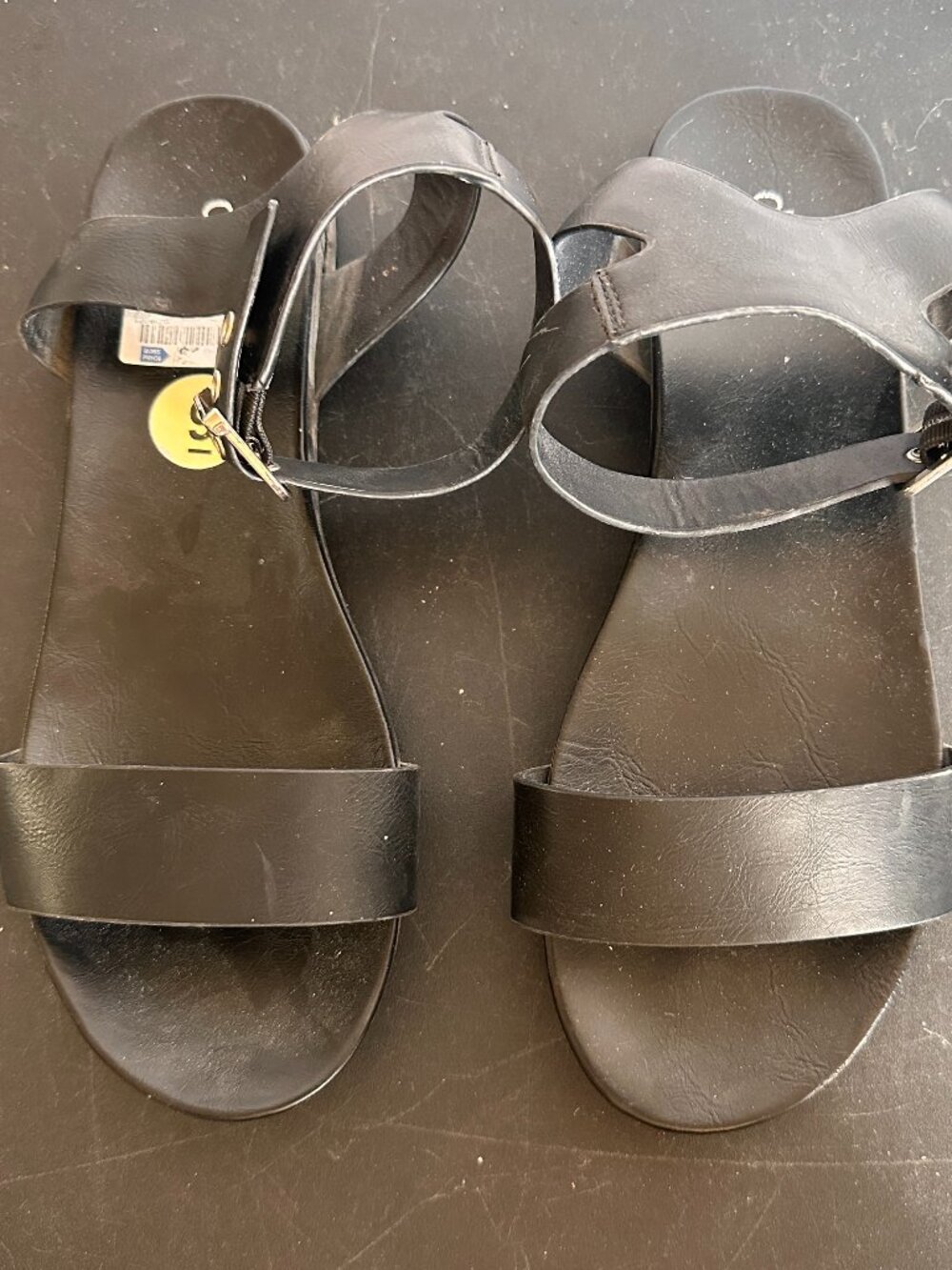 Diba Women’s Black Flat Sandals Size 9 – Stylish Casual Slip-On Shoes Size 9